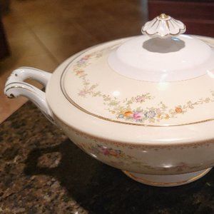 Vintage Meito Hand Painted China floral Gold Rim Bowl